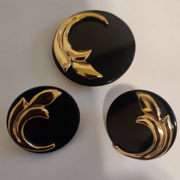 2/$50 Vintage Scarf/ Dress clip and matching earrings - Picture 9 of 12